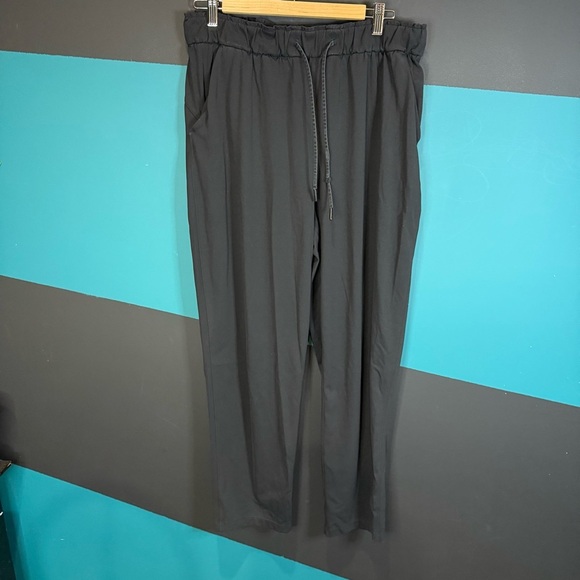 Lululemon Athletica Black Pantsuit on the fly size 12 - Picture 3 of 16